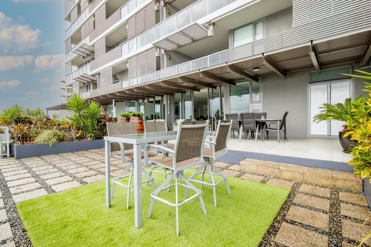 Cairns Waterfront Luxury At Harbourlights Apartment Екстериор снимка