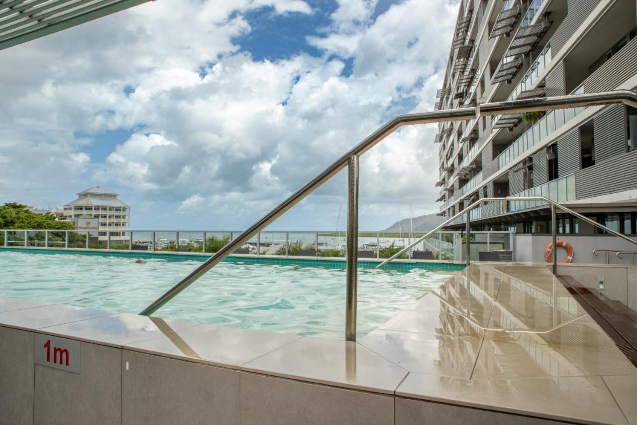 Cairns Waterfront Luxury At Harbourlights Apartment Екстериор снимка